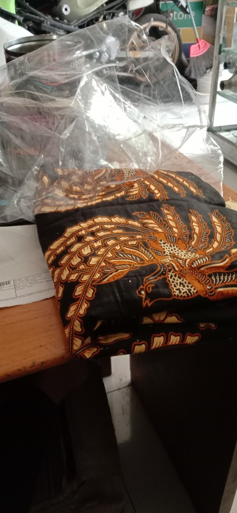Baju Batik Pria Abadi Batik Kemeja Batik Pria Lengan Pendek Terviral Di Shopee