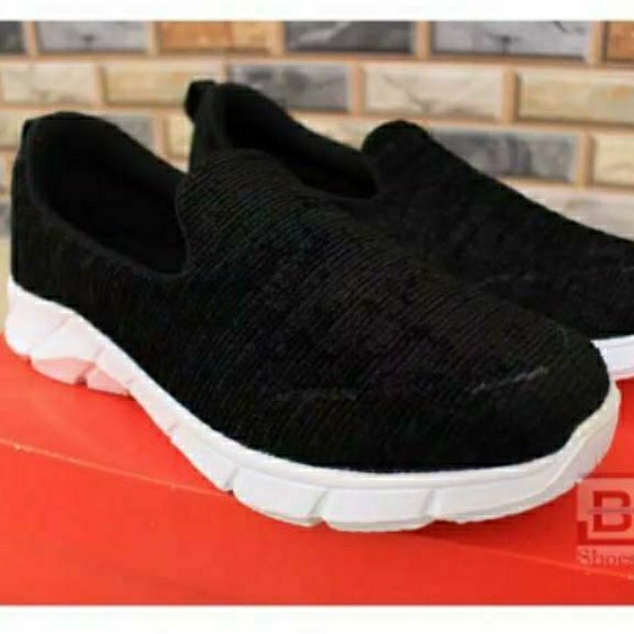 SEPATU FASHION WANITA SLIP ON RAJUT//SNEAKERS SLIP ON WANITA CASUAL