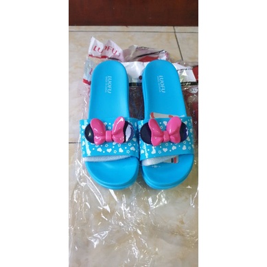 sandal luofu anak