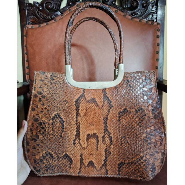 Tas Pesta Kulit Ular Import
