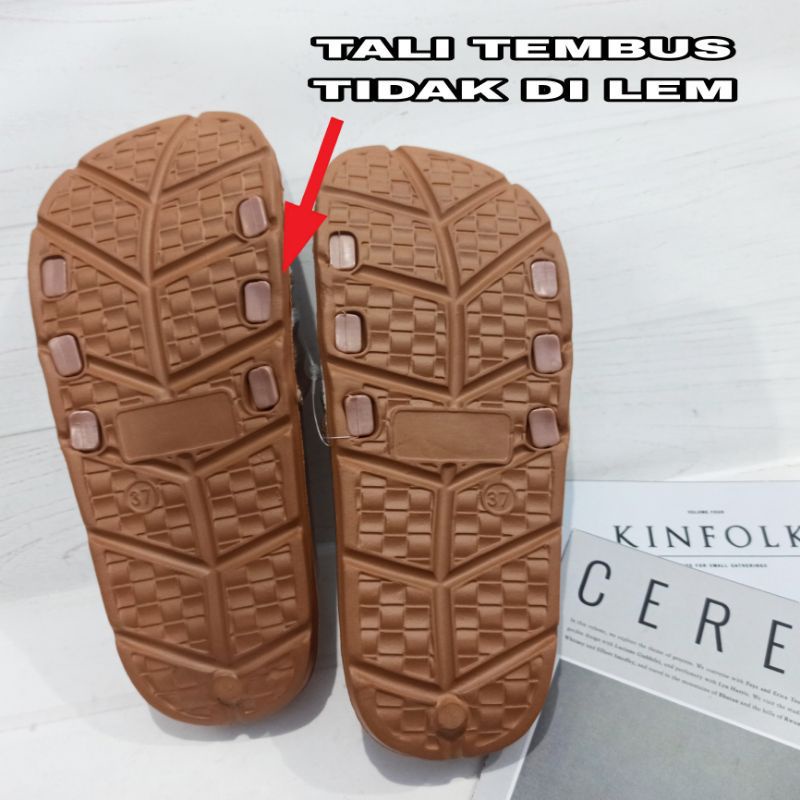 SANDAL SELOP KARET EVA SHEVANO 182 MOTIV BOSS ANAK(27-32)