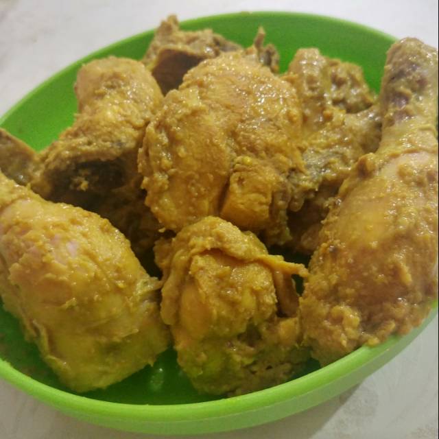 

Ayam ungkep bumbu kuning 10 potong ukuran ayam 1kg up