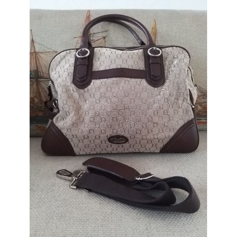 Sale Oroton travel bag preloved (harga nett)