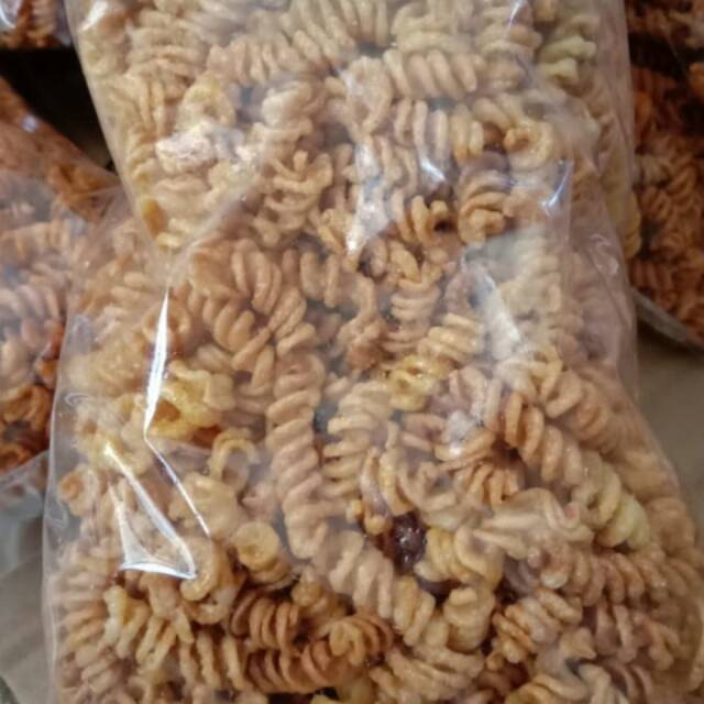 

makaroni spiral #10rasa# abp, sp, blp,keju, bbq, asin, jagung bakar,balado, ayam bawang, jeruk purut