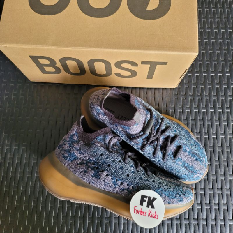 Yeezy Boost 380 Covellite || mist calcite glow black