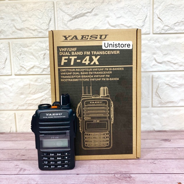 HT Yaesu FT-4X Dual Band / Yaesu FT4X / Yaesu FT 4X