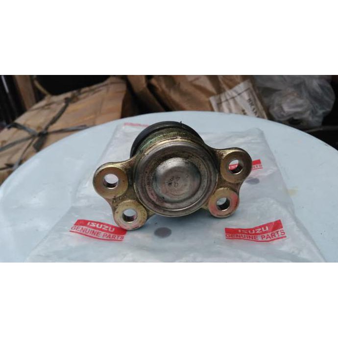 ball joint atas isuzu panther original original