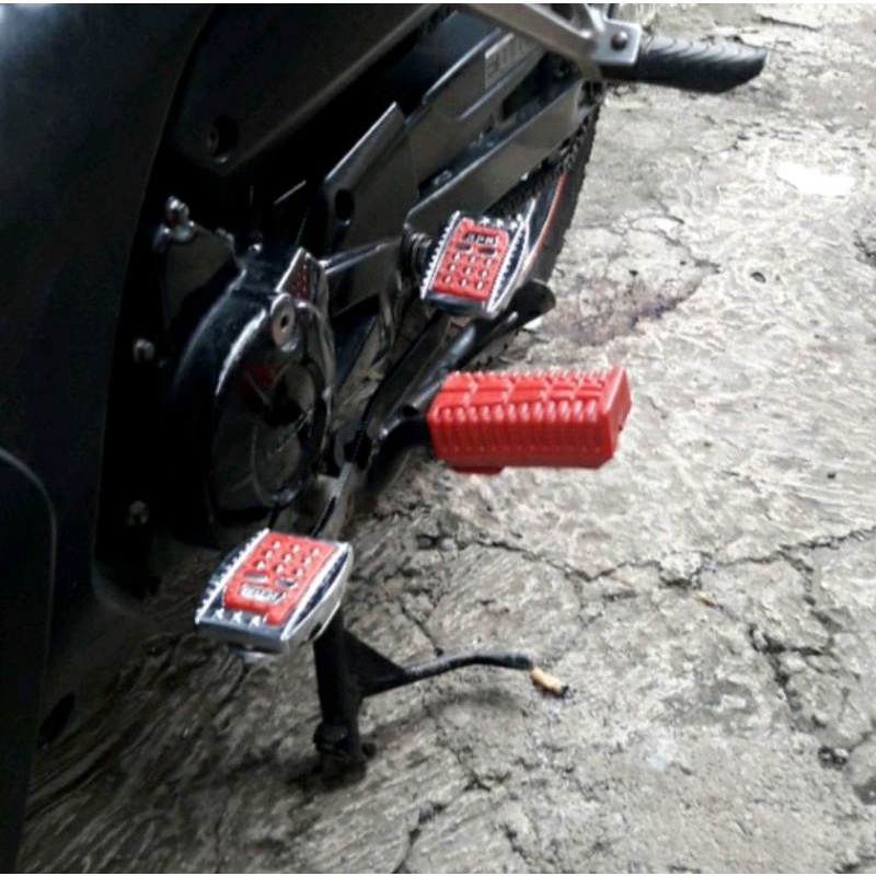 pedal set motor, pijakan persneling dan rem motor isi 3