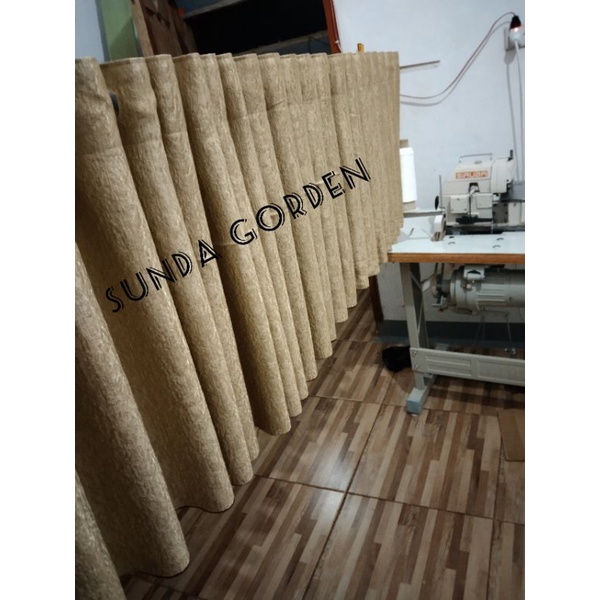 gorden poni warna coklat muda