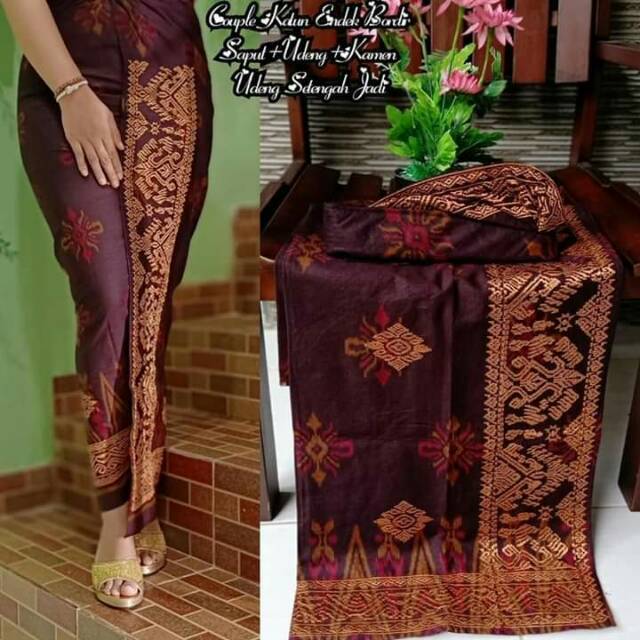 Kamen Couple endek bordir