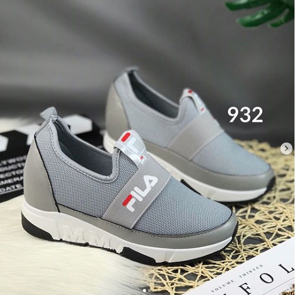 Sneakers 932