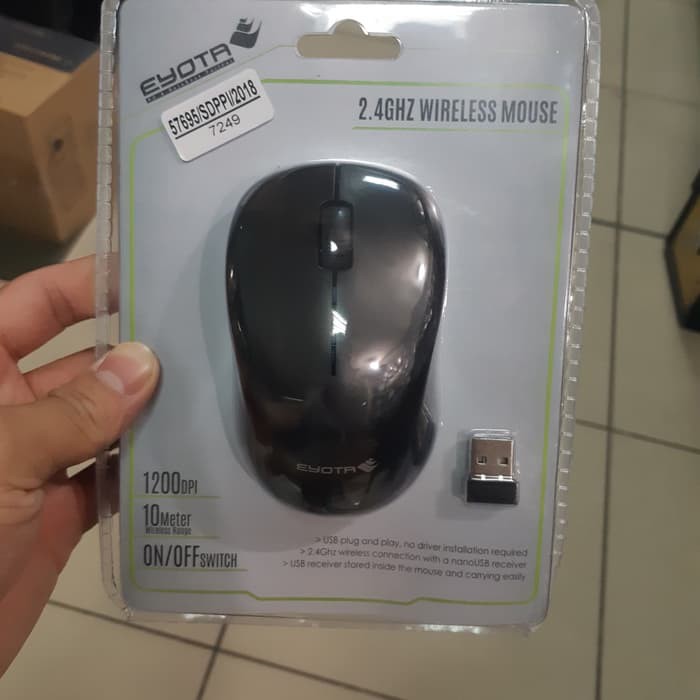 Mouse Wireless Eyota Free Baterai AAA 2PCS