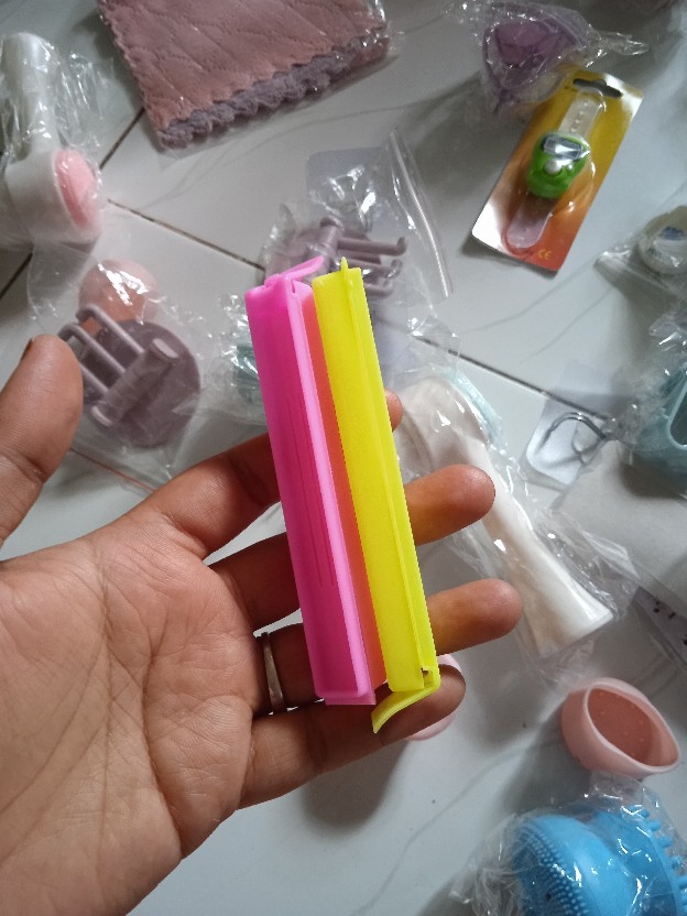 [stylokids] Penjepit Plastik Makanan Cemilan Segel Plastik Jepit Kantong Makanan (1kg=220pcs)