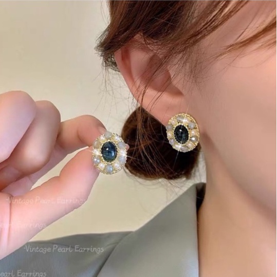 Anting Stud Hias Mutiara Berlian Imitasi Gaya Vintage Untuk Wanita