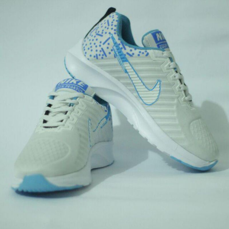 sepatu nike wanita