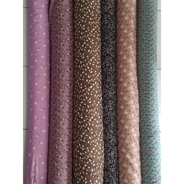 Kain Shakila / Sakila / Syakila motif bunga kecil