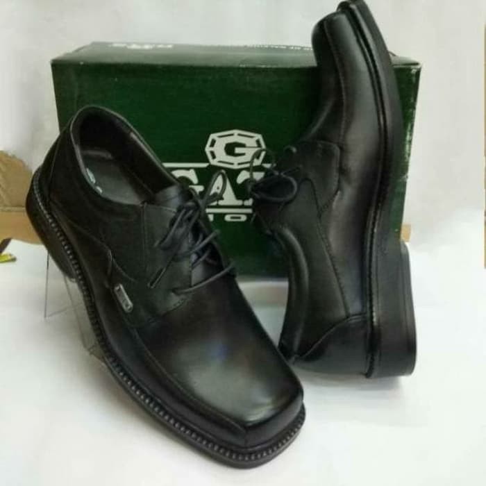 Sepatu pantofel gats rf 8008 hitam.asli gats indonesia