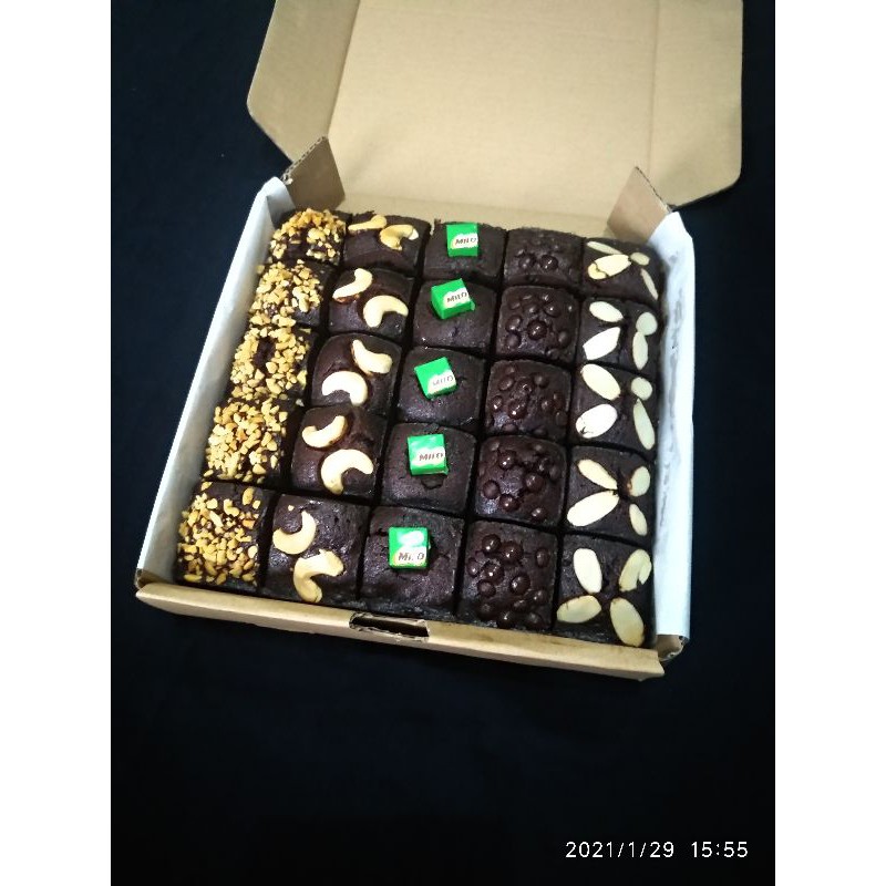 

Brownies sekat fudgy shiny 20x20cm