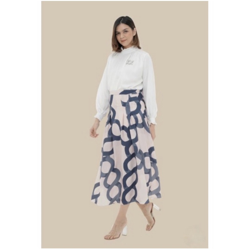 [New With Tag] Wearing Klamby - Classic Monogram Skirt size M