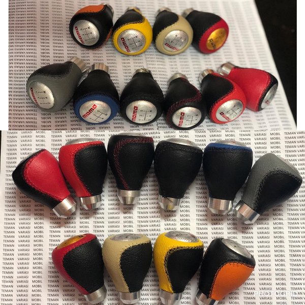 GEAR SHIF KNOB KNOP PESENELING MOBIL MANUAL MOMO HONDA BRIO MOBILIO JAZZ FREED CIVIC ACCORD HRV CRV