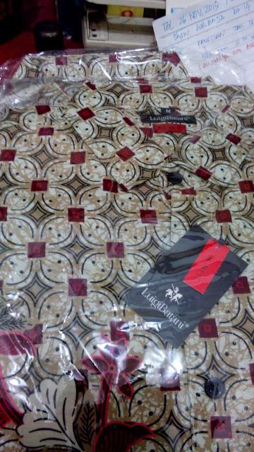 Kemeja Batik Pria Slimfit Ada Saku