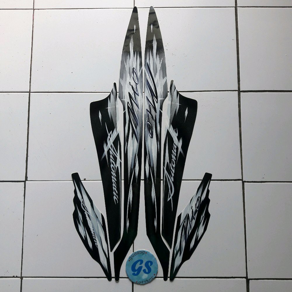 Variasi striping mio sporty 2009 hitam