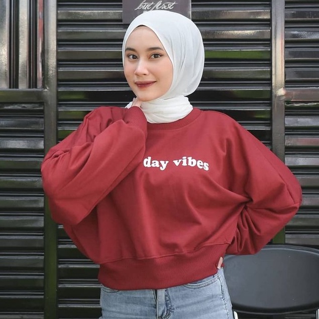 MVP - Cosy Day Vibes - Sweater Hoodie Wanita Kekinian