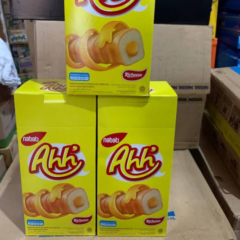 Nabati Ahh Richesee Wafer Lapis Rasa Keju 16gr/box Cemilan Makanan Snack Ciki keju wafer Biskuit