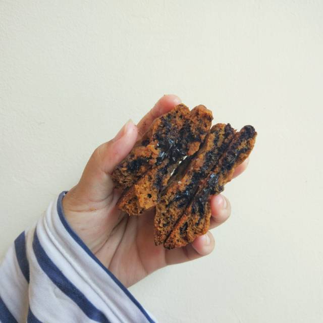 

Dalda Soft & Chewy Choco Chunk Cookies