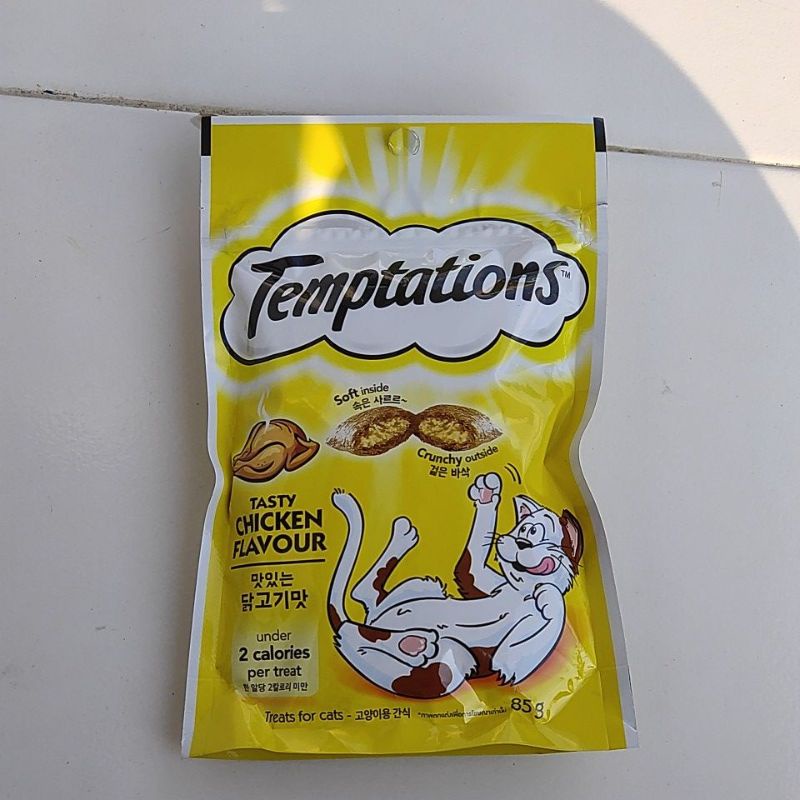 TEMPTATIONS CHICKEN FLAVOUR