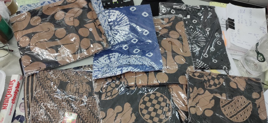Blus Terompet Joewita Capucino Atasan Baju Batik Wanita Santai Kerja Murah