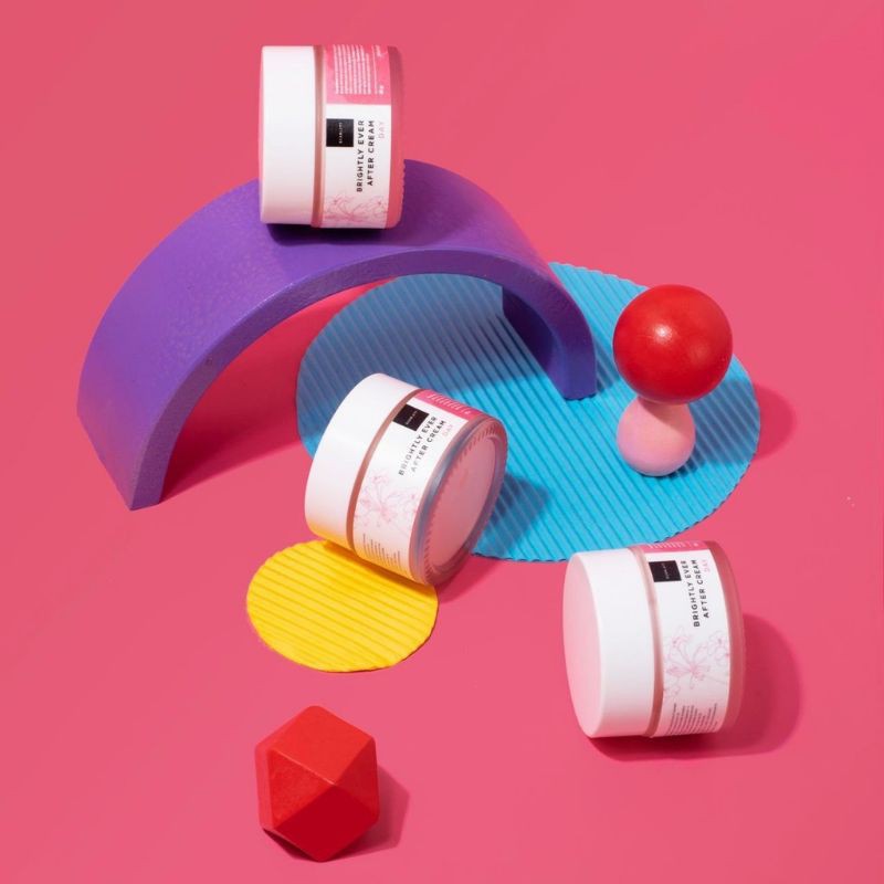 CREAM SCARLETT / DAY NIGHT CREAM BRIGHT SCARLETT / DAY NIGHT CREAM ACNE SCARLETT