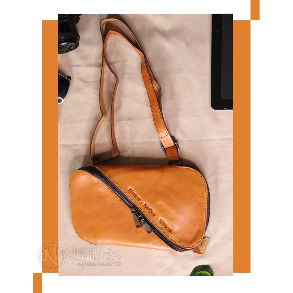 Tas Slempang Dada Slingbag Kartu Kulit Asli Pria - ESXA Slingbag