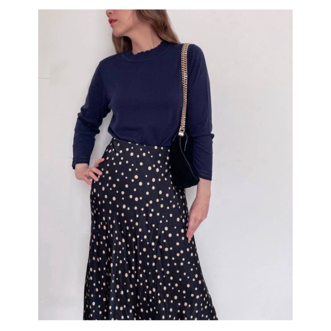 Ameli* Navy n pink long sleeve scalloped neck top