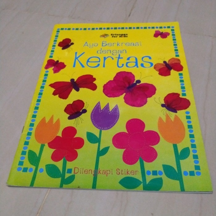 

Buku Ayo Berkreasi dengan kertas