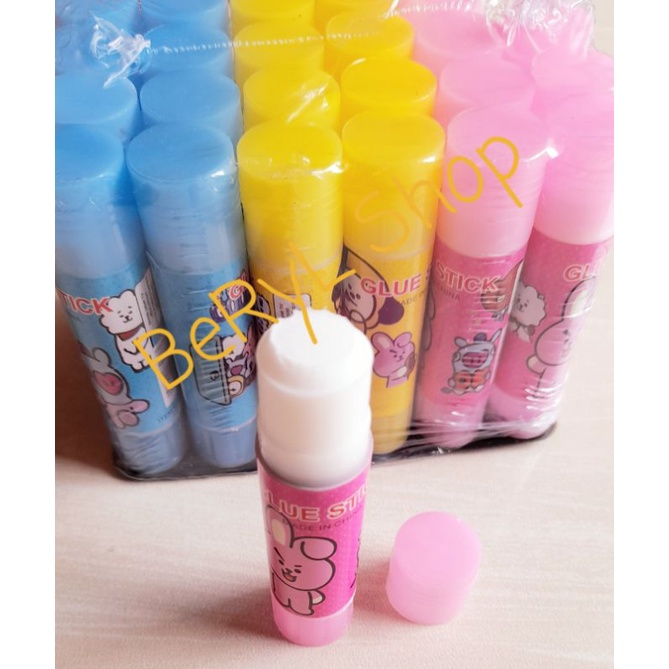 

Lem Glue Stick Motif Karakter BT21