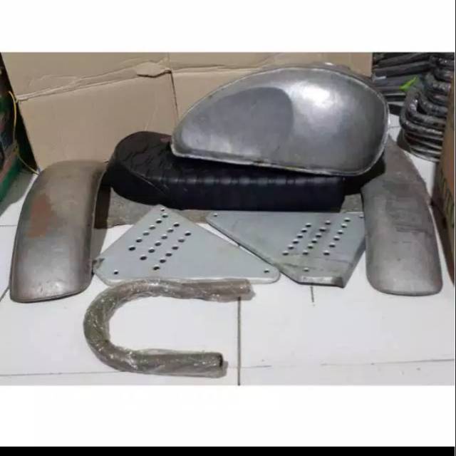 paket japstyle custom Tangki japstyle triumph jok japstyle behel u