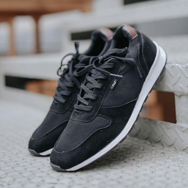 VICTORY BLACK |FORIND x FSTP| Sepatu Running Sporty Kanvas Kets Pria Cowok Lokall Sneakers Footwear