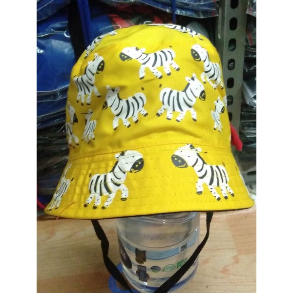 Topi anak/topi buket bolak balik/bucket hat taly karakter kartun umur 2-10tahun