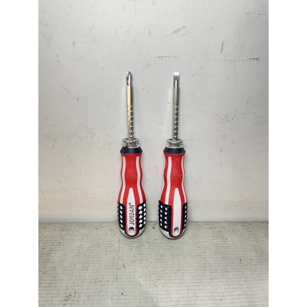 obeng bolak balik amerika / obeng amerika bolak balik / obeng bolak balik usa / obeng usa bolak balik / obeng bolak balik plus minus 4 inch / obeng amerika bolak balik plus minus / obeng bolak balik gagang karet / obeng amerika murah / obeng usa murah