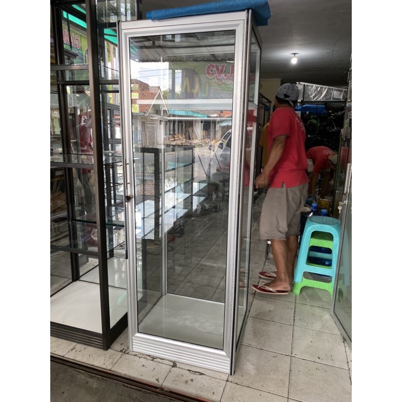 Pesanan Etalase Aluminium silver Ardi khusus Kediri