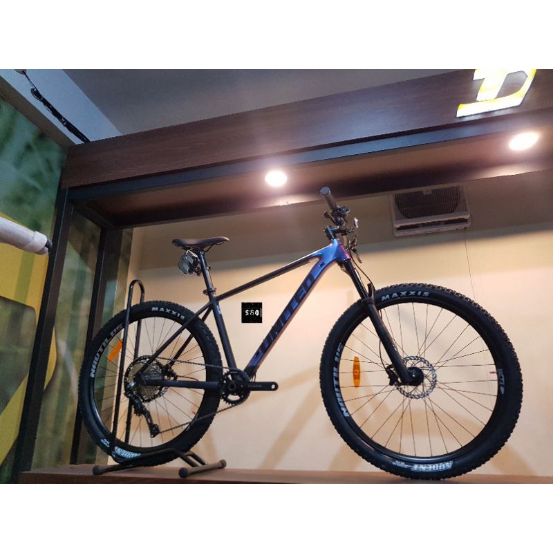 United Clovis 8 2020 Free Ongkir Pulau Jawa dan Bali