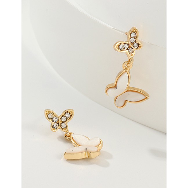 LRC Anting Tusuk Fashion Golden Diamond Butterfly Stud Earrings D68227