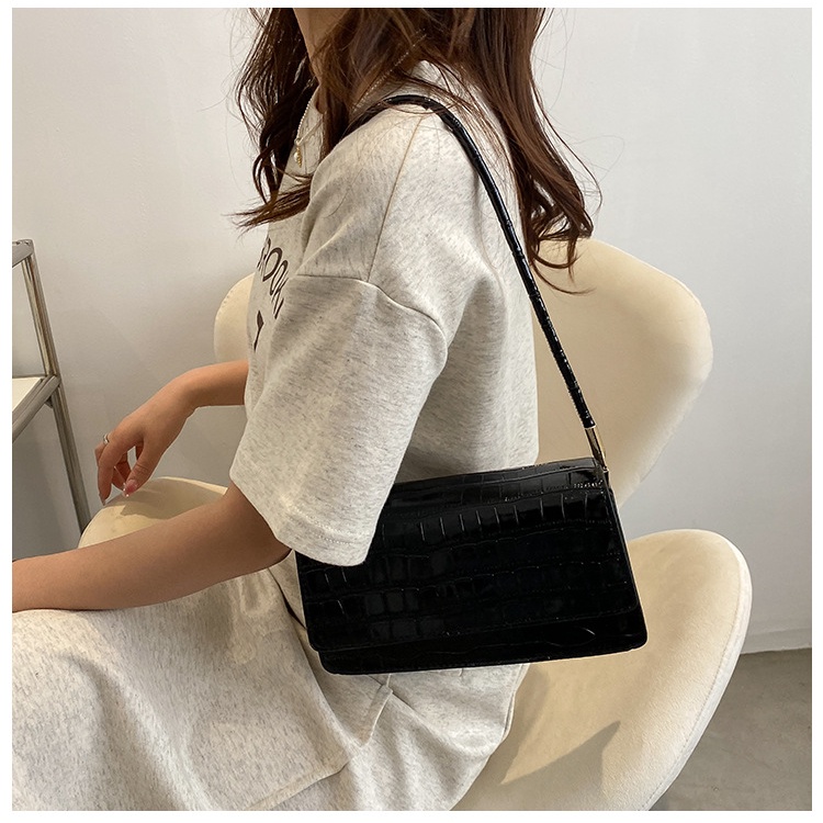 Tas Selempang Wanita Bahan Kulit Model Korea/Tas Wanita Handbag Import Korea/Tas Selempang Korea