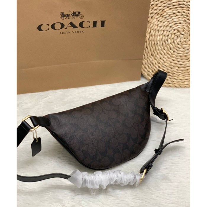 COACH BELT BAG IN SIGNATURE BROWN