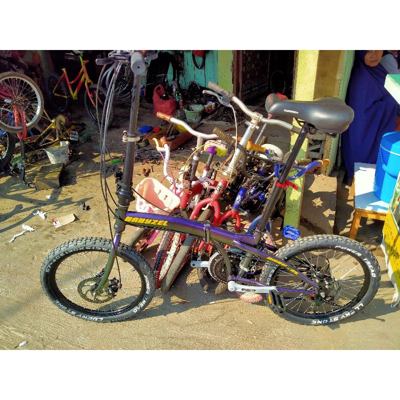 SEPEDA LIPAT RING 20 CAT BUNGLON