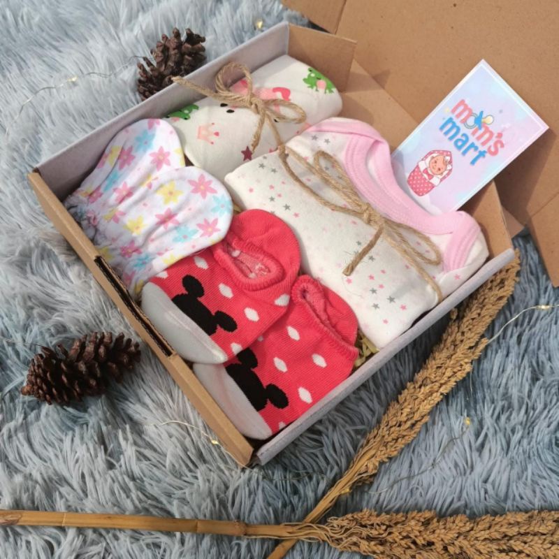 HAMPERS BAYI HADIAH KADO LAHIRAN BABY GIFT SET BOY &amp; GIRL