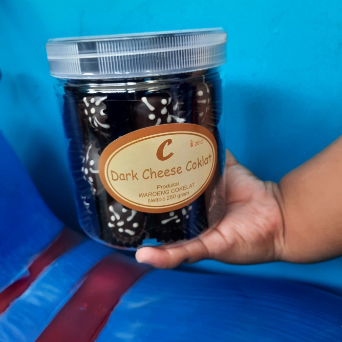 

KUE KERING COKELAT KEJU - DARK CHEESE - WAROENG COKELAT