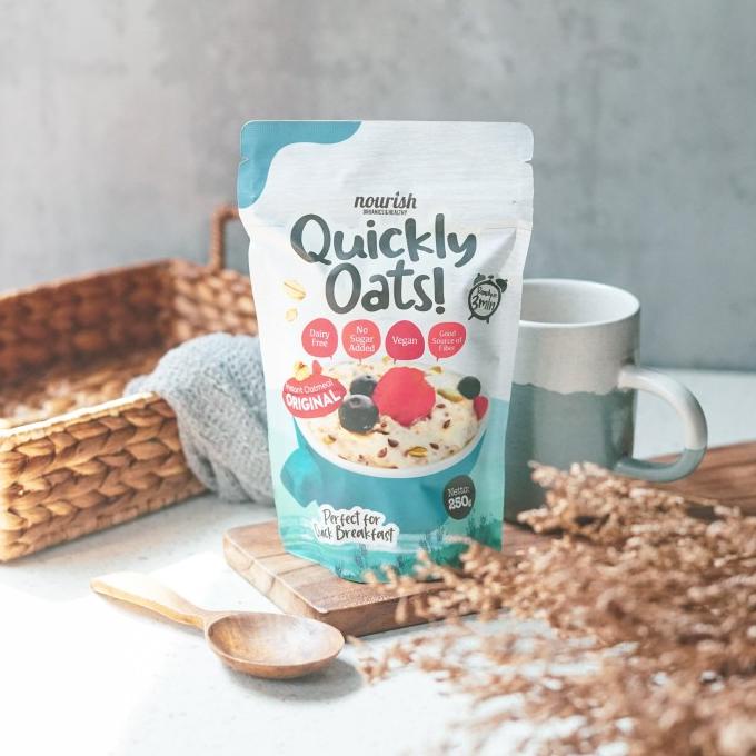 

Big Sale Quickly Oats! Instant Oatmeal Original BUY 1 GET 1 FREE (250gr x 2pc) Big Sale