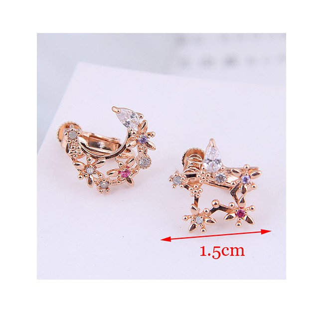 LRC Anting Tusuk Fashion Gold Copper Micro-inlaid Zircon Star And Moon Asymmetrical Ear Clip A58664